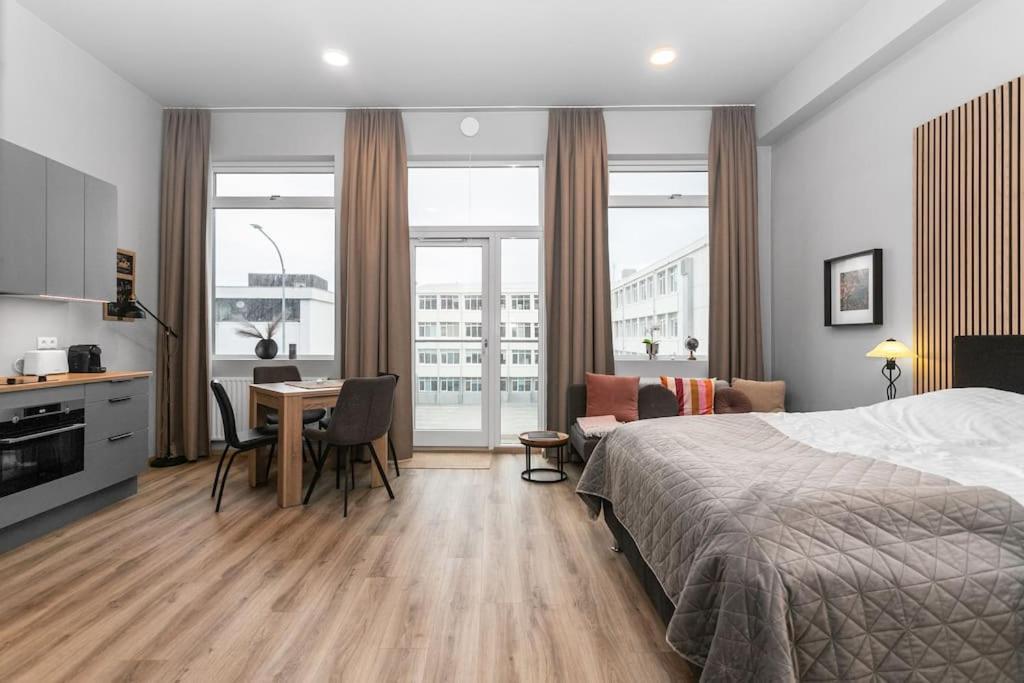 Charming Studio Apartment Рейк'явік Екстер'єр фото